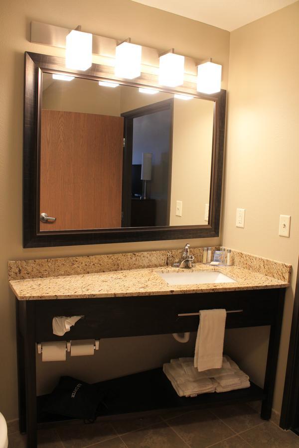 Brookstone Lodge & Suites - Emmetsburg Extérieur photo